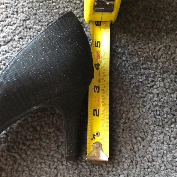 Alfani Black & Silver Dress Heels 10 - Picture 4 of 4